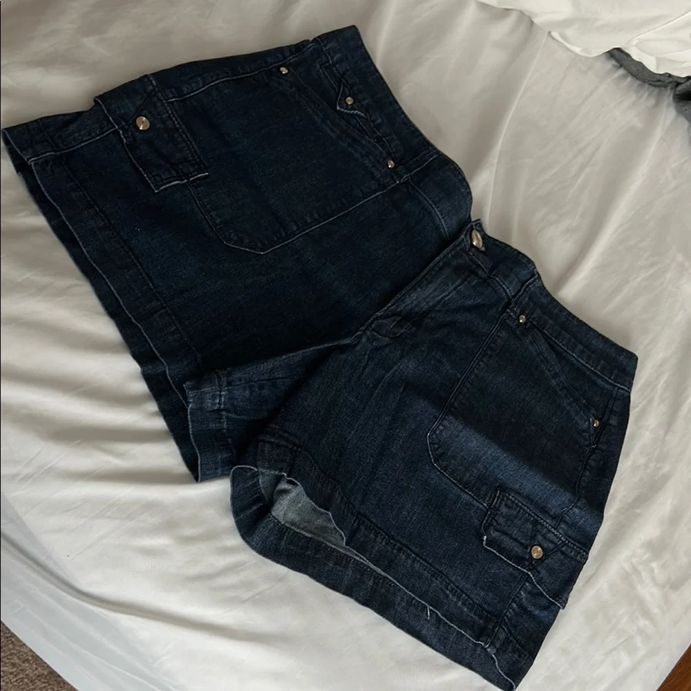 White House Black Market Blue Cargo Shorts - Picture 2 of 12